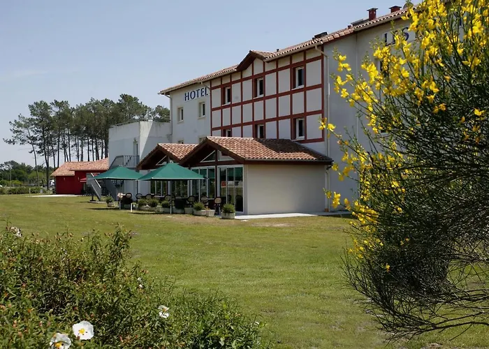 The Originals City, Hôtel Les Bruyères, Dax Nord (Inter-Hotel)